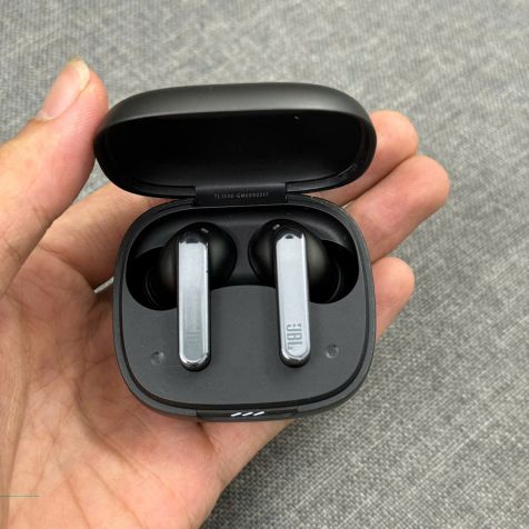 jbl live pro 2