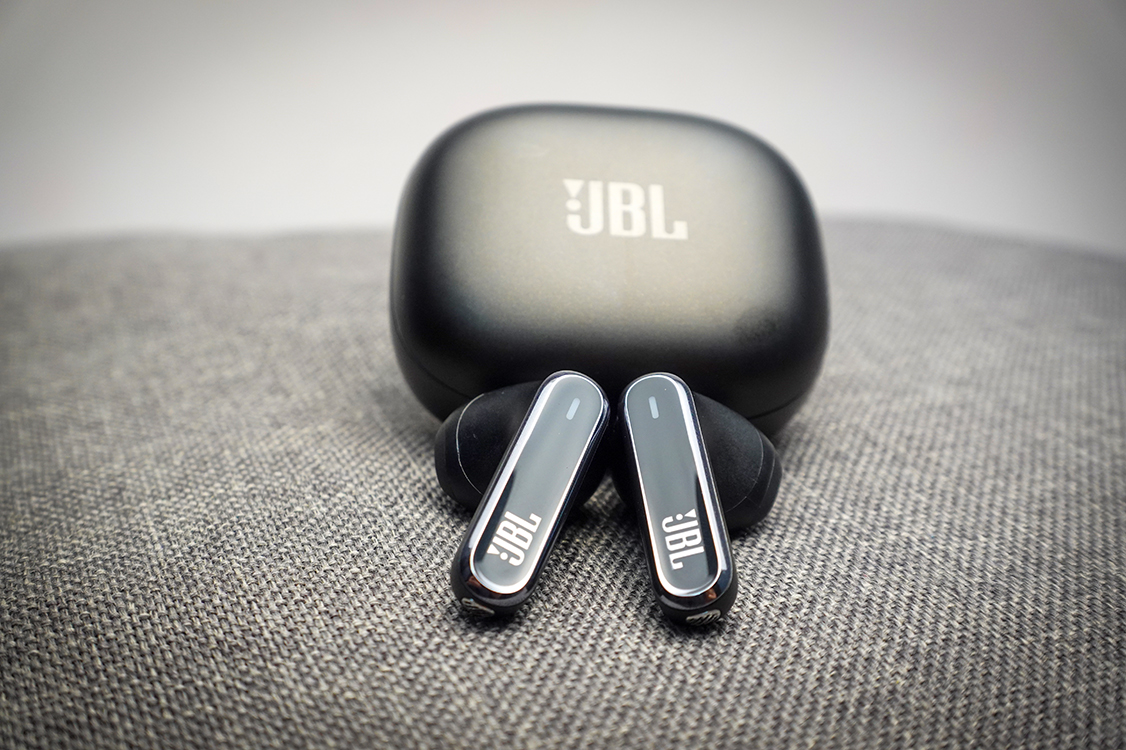 tai-nghe-jbl-live-flex-tainghetot-3